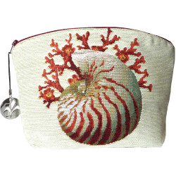 5159C : Seashells, light background
